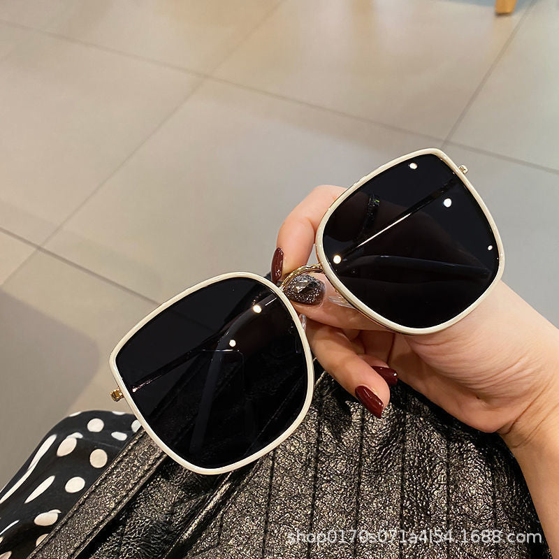 Lunettes de Soleil R\u00e9tro Femme - Protection UV